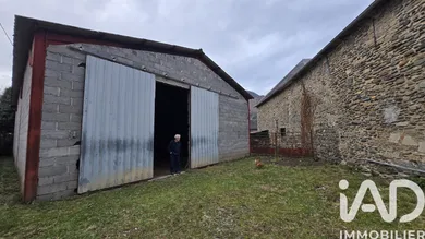 Garage à Lurbe-Saint-Christau (64660)