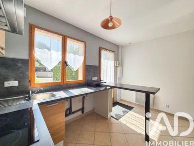 House in Maulette (78550)