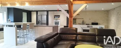 Maison traditionnelle à Neuville-de-Poitou (86170)