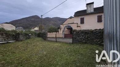 Garage à Lurbe-Saint-Christau (64660)