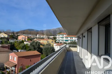 Apartment in Vence (06140)