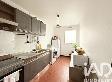 Apartment in Melun (77000)