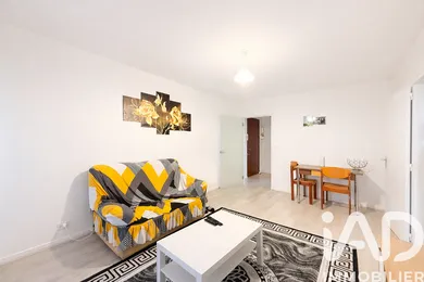 Apartment in Melun (77000)