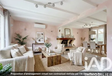 Traditional house in Esches (60110)