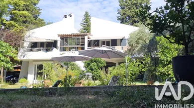 Maison à Saint-Jeannet (06640)