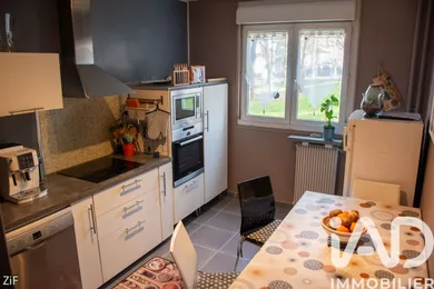 Apartment in Gleizé (69400)