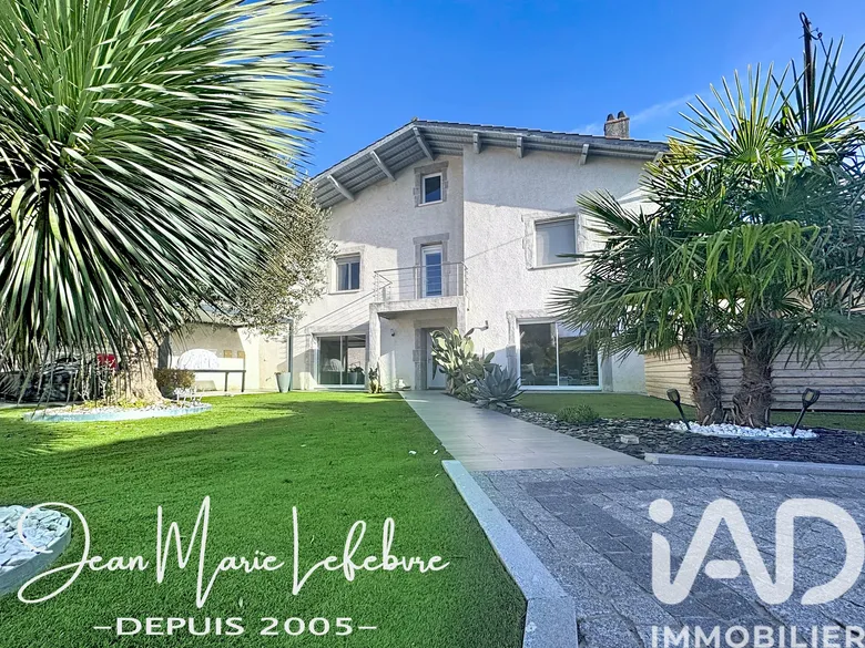 Maison 4 pièces 163 m² · à Ampuis · 163 m² · 450 000 €