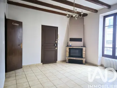 Apartment in Melun (77000)