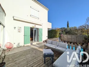 Apartment in Mougins (06250)
