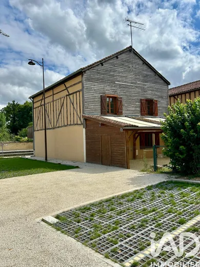 Immeuble à Soulaines-Dhuys (10200)