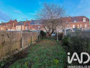 Townhouse in La Chapelle-d'Armentières (59930)