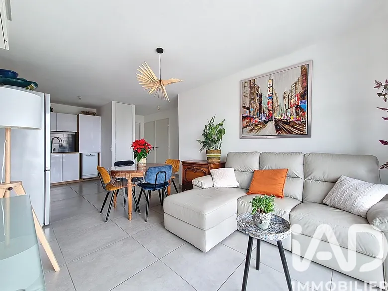 Appartement 2 pièces 43 m² · à La Roche-sur-Foron · 43 m² · 230 000 €