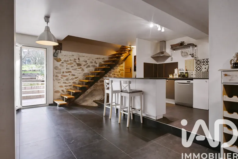 Maison 4 pièces 171 m² · à Plan-d'Aups-Sainte-Baume · 171 m² · 705 000 €
