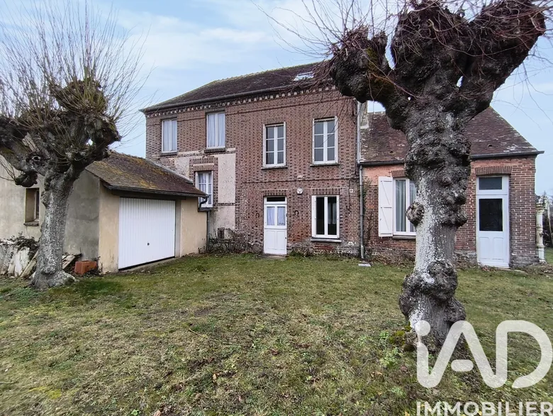Maison 6 pièces 131 m² · à Verneuil-sur-Avre · 131 m² · 135 000 €