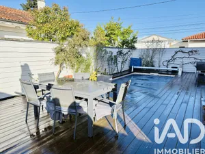 House in Bruges (33520)