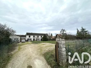 Immeuble à Puiseaux (45390)