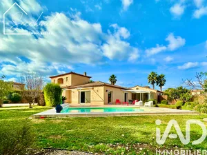 Traditional house in La Crau (83260)