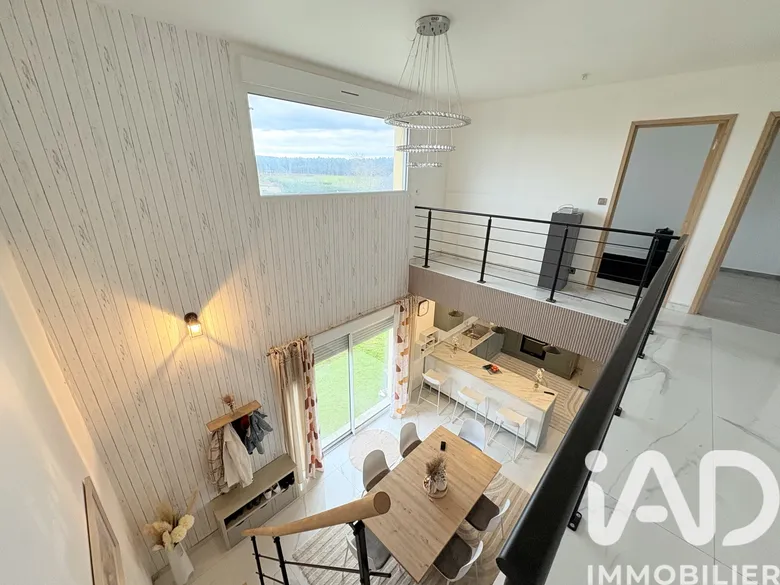 Maison 6 pièces 147 m² · à Brain-sur-Allonnes · 147 m² · 239 000 €
