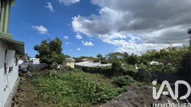 Terrain à Saint-Pierre (97432)