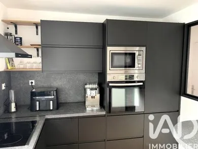 Apartment in Reims (51100)