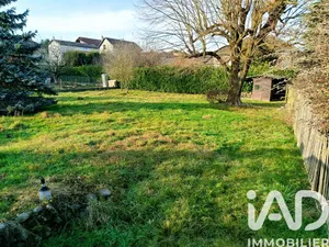 Terrain à bâtir à Renage (38140)