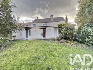 House in Orgeval (78630)