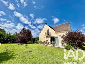 Maison d'architecte à Achères-la-Forêt (77760)