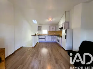 Village house in Ampus (83111)