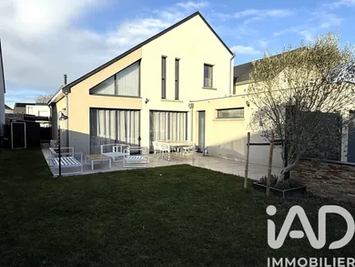 House in Saint-Lambert-la-Potherie (49070)