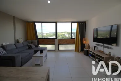 Apartment in Marseille (13015)