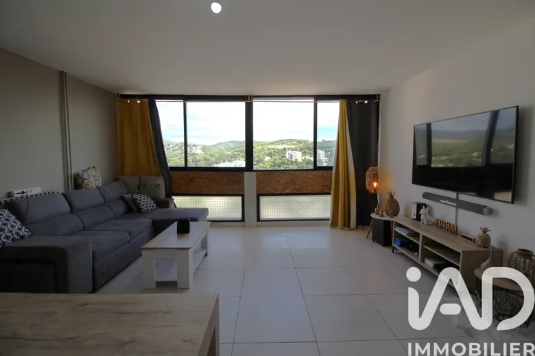 Appartement 4 pièces 83 m² · à Marseille · 83 m² · 115 000 €