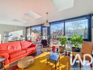 Traditional house in Les Clayes-sous-Bois (78340)