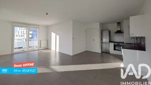 Apartment in Bordeaux (33300)