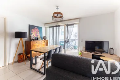 Appartement à Bordeaux (33300)