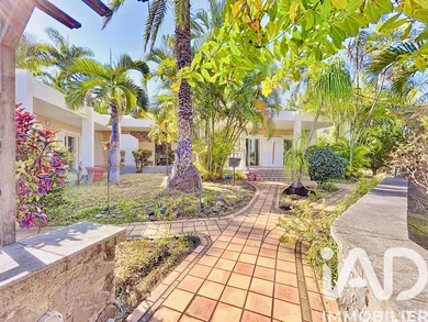 House in La Possession (97419)