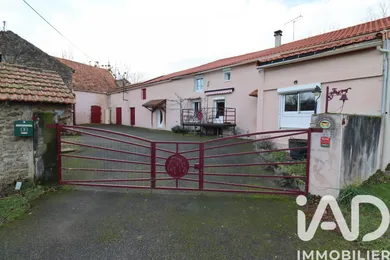 Domain in Monteignet-sur-l'Andelot (03800)