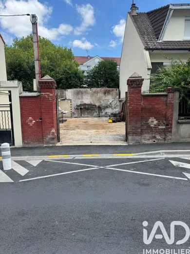 Terrain à bâtir à Livry-Gargan (93190)