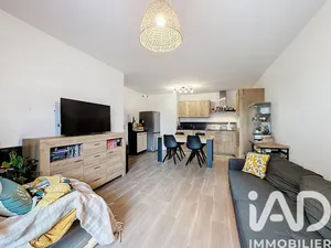 Appartement à Roissy-en-Brie (77680)