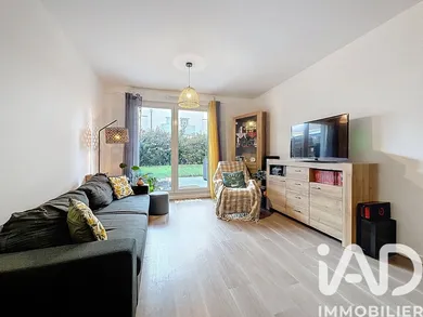 Appartement à Roissy-en-Brie (77680)
