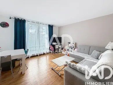 Appartement à Neauphle-le-Château (78640)