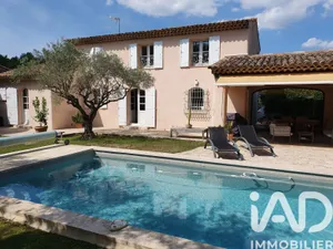 House in Châteauneuf-le-Rouge (13790)