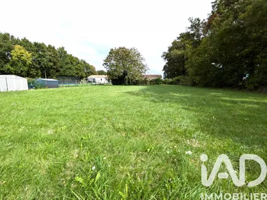 Terrain à bâtir à Écoyeux (17770)