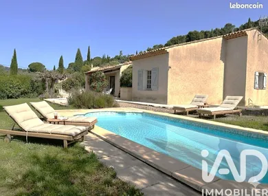 Maison d'architecte à Cotignac (83570)