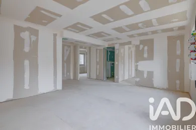 Apartment in Francheville (69340)
