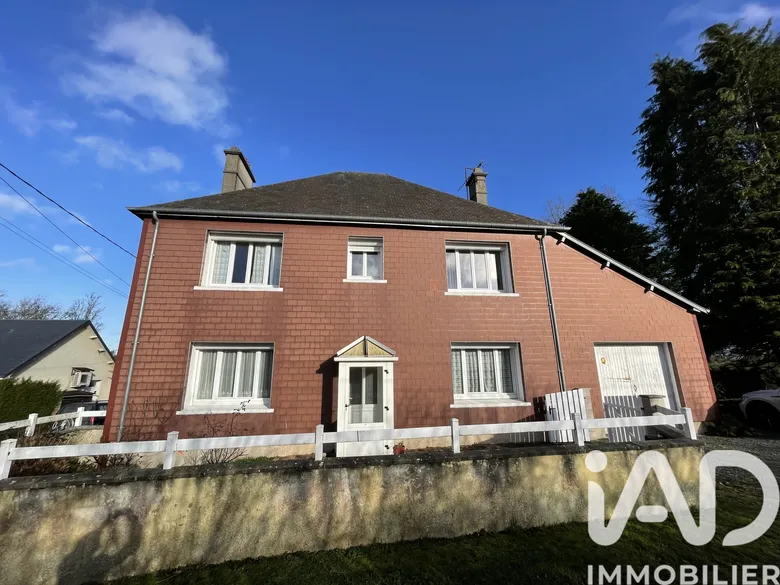 Maison 7 pièces 130 m² · à Hauteville-la-Guichard · 130 m² · 129 000 €