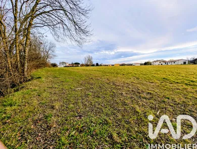 Building plot in Les Pujols (09100)