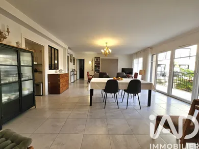 Apartment in Arcachon (33120)