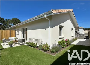 House in Lacanau (33680)