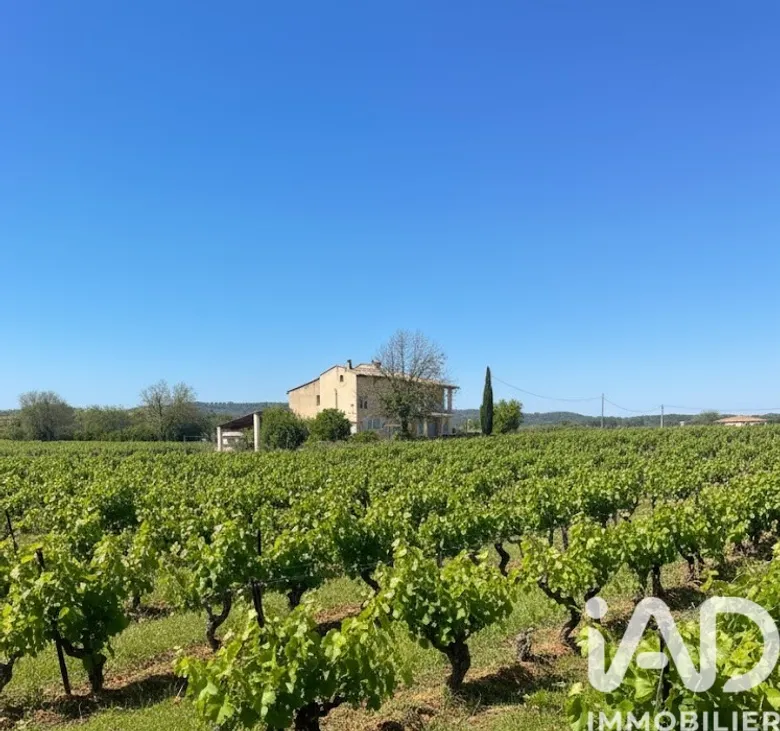 Maison 9 pièces 270 m² · à Cotignac · 270 m² · 988 000 €