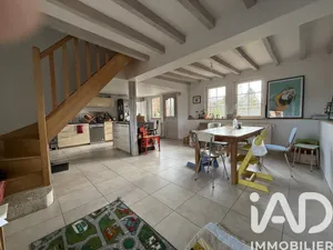 Village house in Le Vaudreuil (27100)